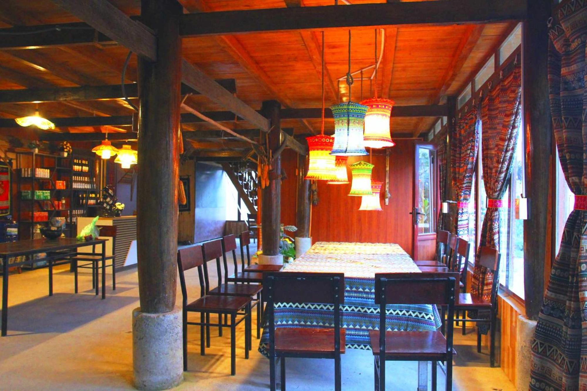 Surelee House And Trekking Hotell Sapa Exteriör bild