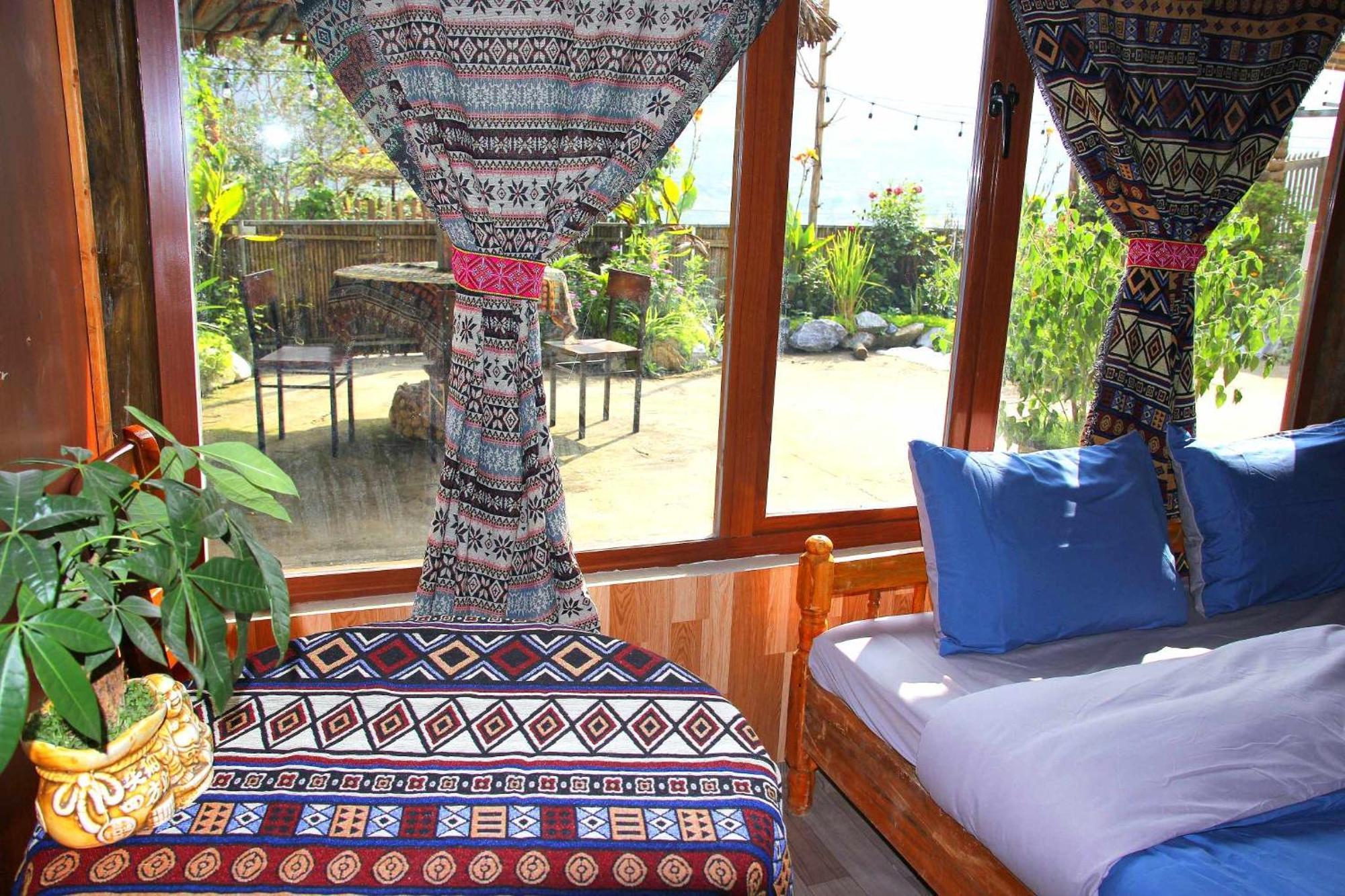 Surelee House And Trekking Hotell Sapa Exteriör bild